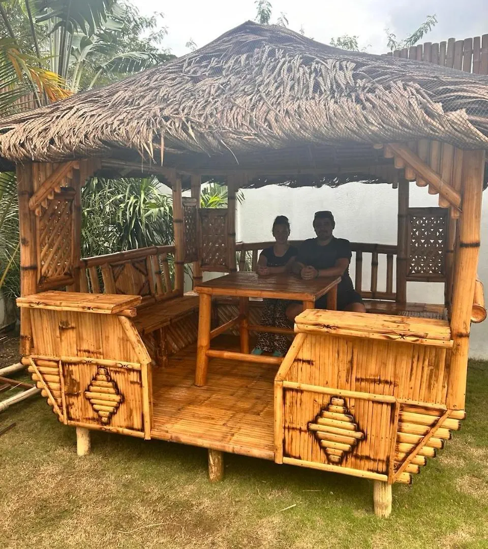 White House Panglao Apartment Philippines